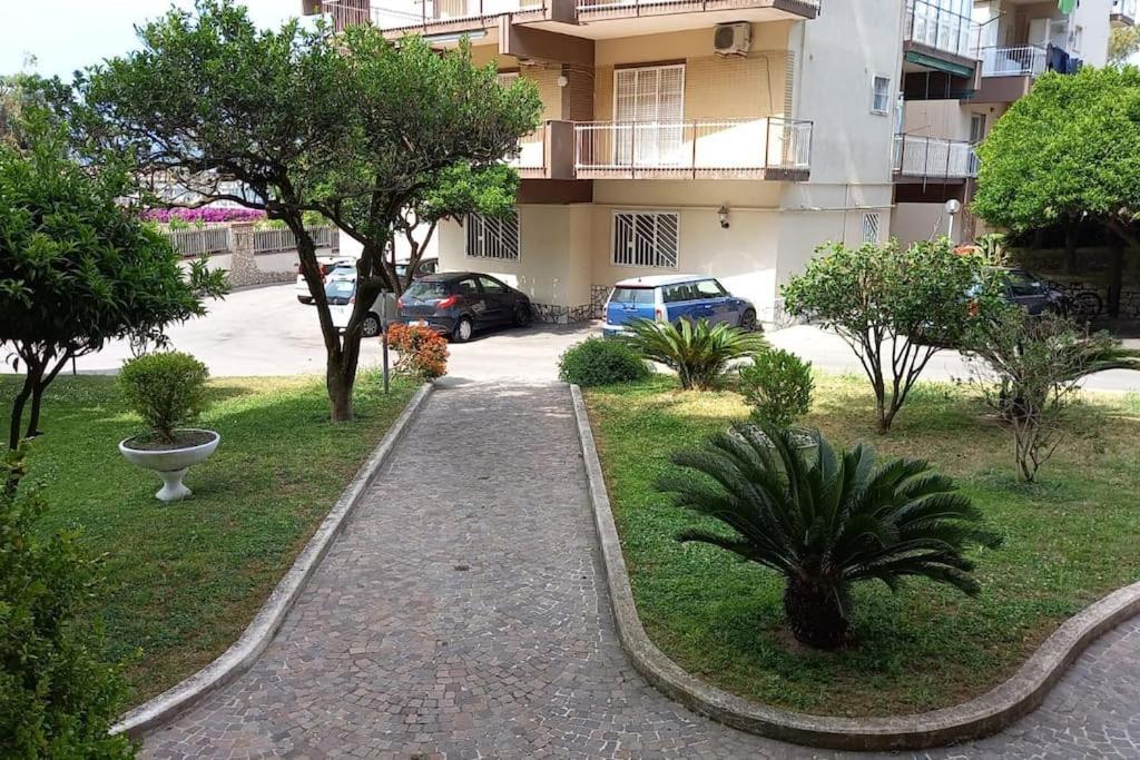 Domus Zagare - Wi-Fi Apartment Baia  Exterior photo