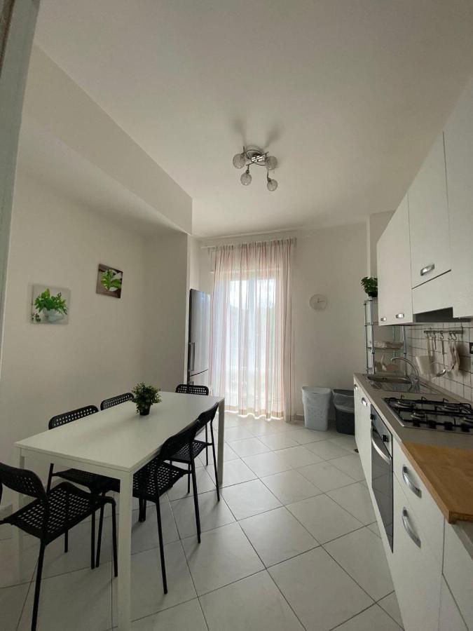 Domus Zagare - Wi-Fi Apartment Baia  Exterior photo
